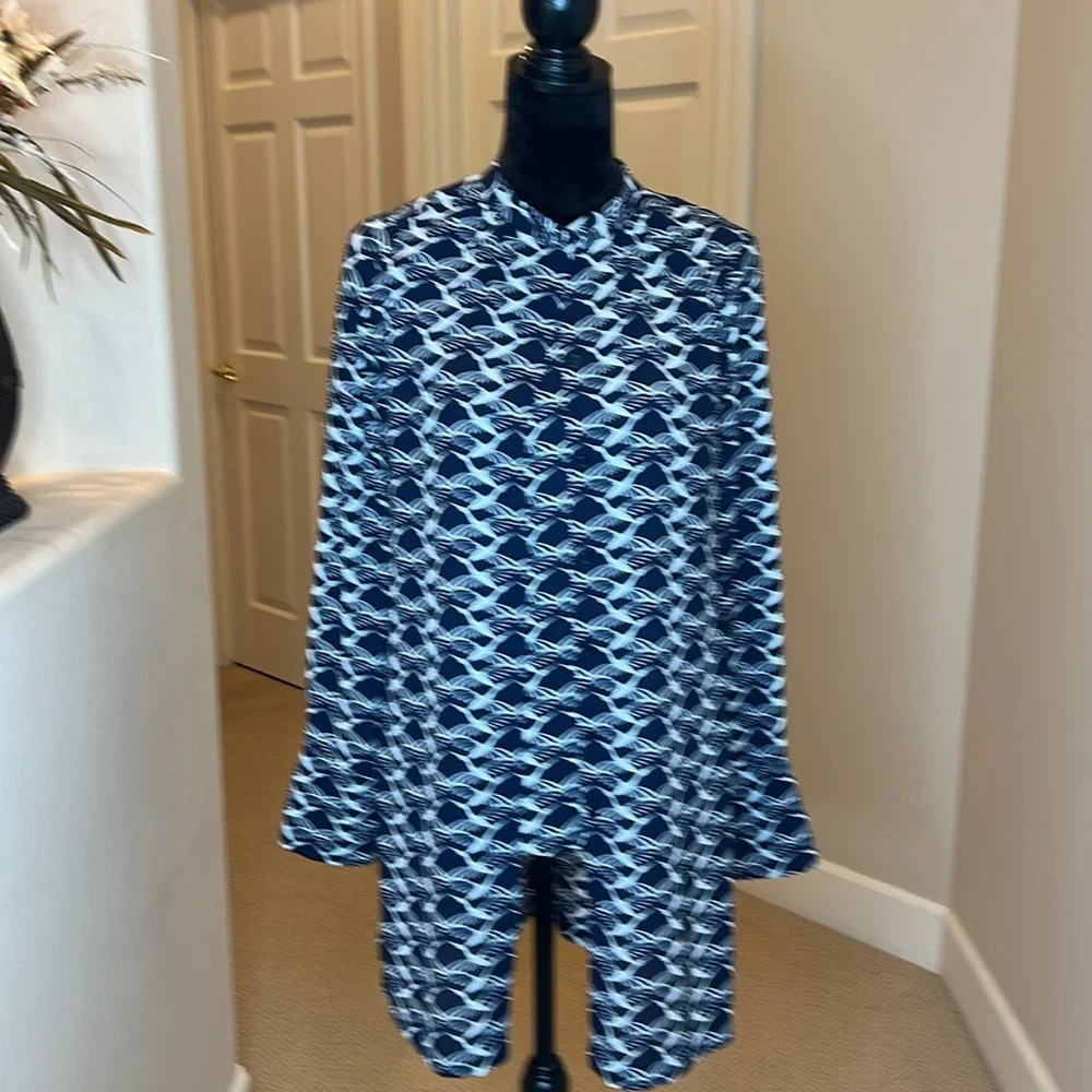 New*Chicos Geometric Bird-Print Tunic and‎ Reversible matching Tank Size 0